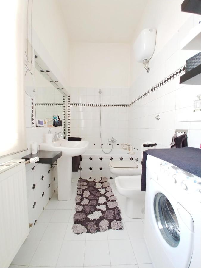 Per 5, Metro B Bologna, Terrazzo, Wi-fi Appartement
