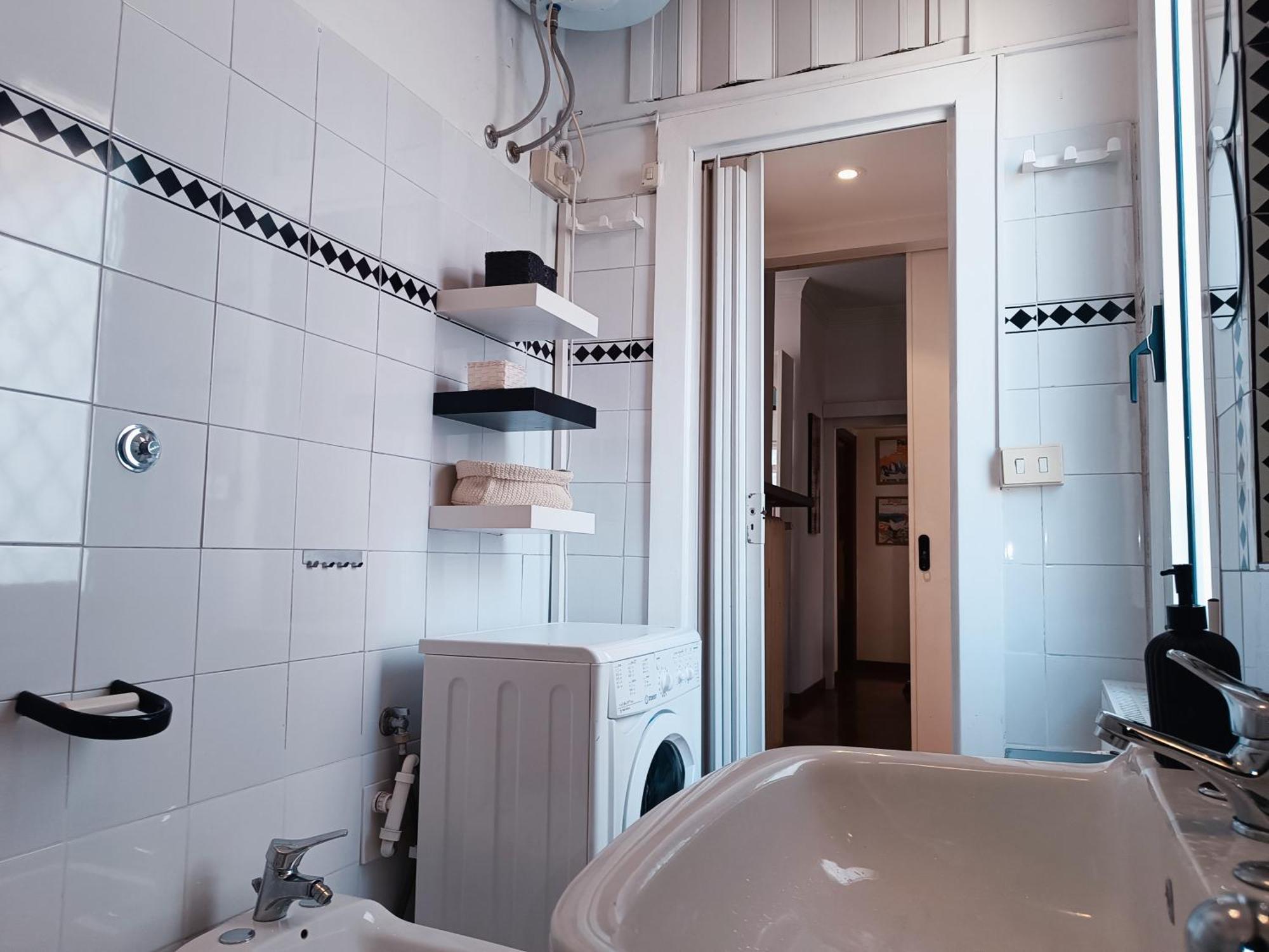 Appartement Per 5, Metro B Bologna, Terrazzo, Wi-fi Rome